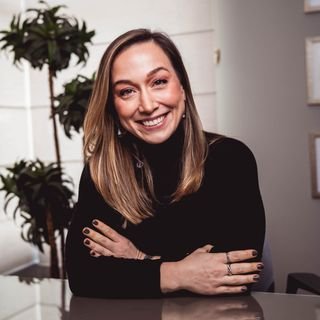 Dra. Isabelle Nadal