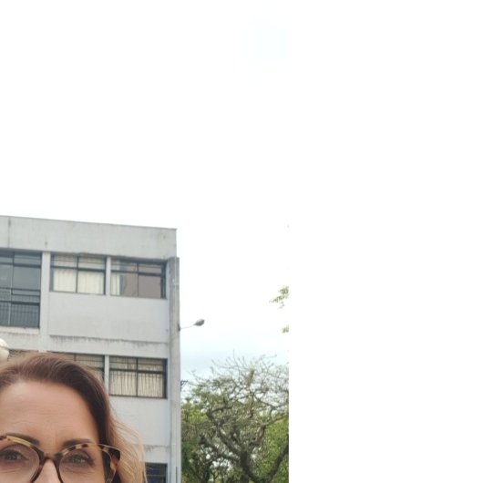 Dra. Mônica Meirelles