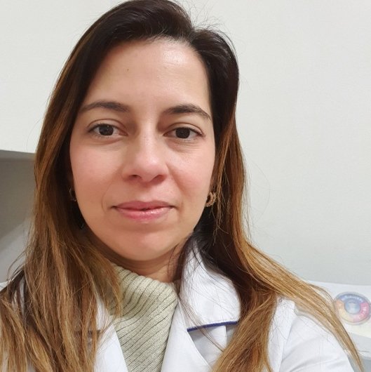 Dra. Mariana Costa Nobre