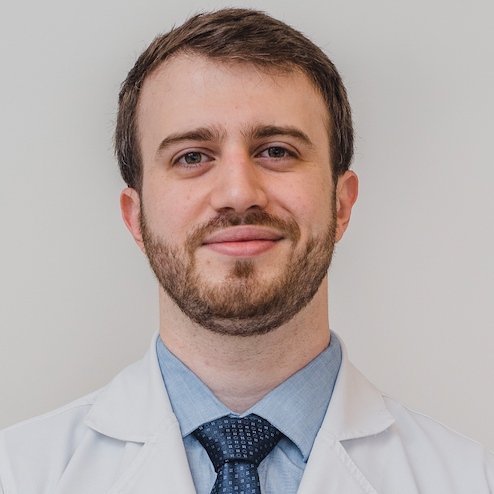Dr. Thiago Barros de Oliveira