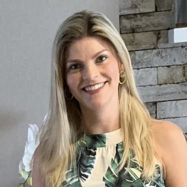 Dra. Vanessa Treptow