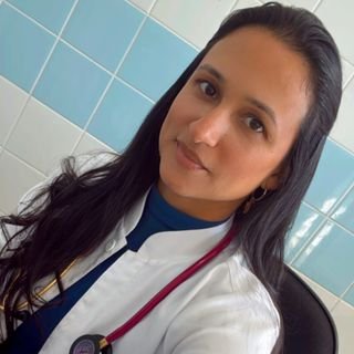 Dra. Isis Fernanda Rodrigues Fernandes