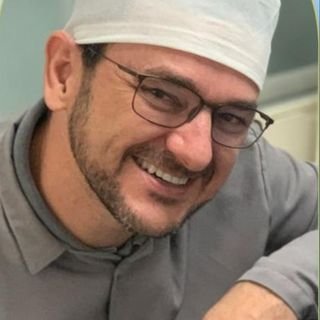 Dr. Adriano Debacco