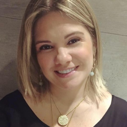 Dra. Deborah Adriany