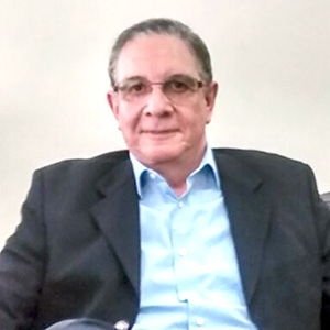 Dr. Gustavo Fernando Juliao de Souza