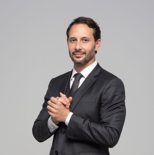 Dr. Eduardo Zampieri Gauch