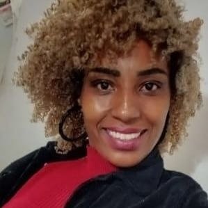 Dra. Fabiane Fernandes