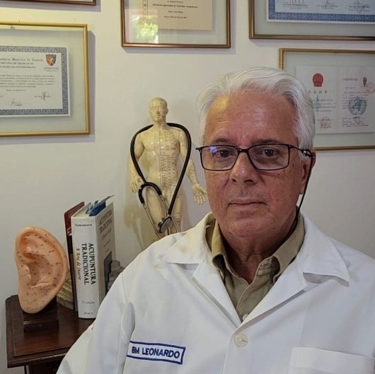 Dr. Leonardo Paiva