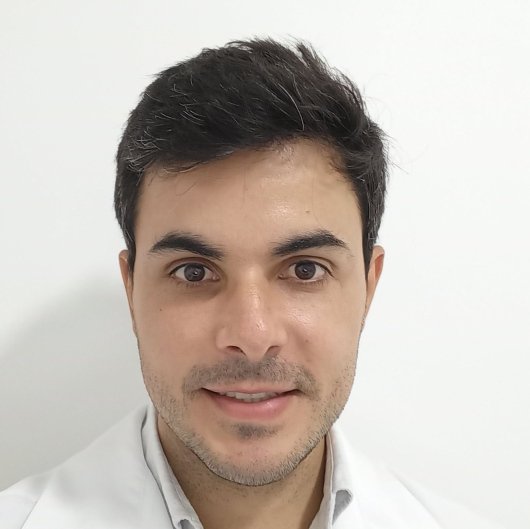 Dr. Bruno Abreu Pereira