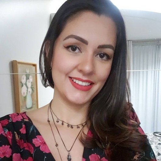 Dra. Flavia Gadelha
