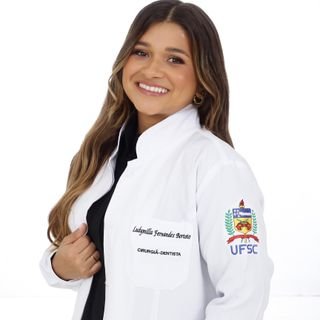 Dra. Ludymilla Fernandes Bortoto