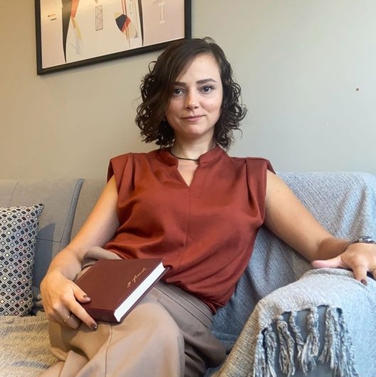 Dra. Amanda Garcez
