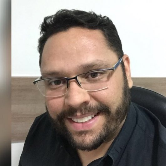 Dr. Iury Lacerda