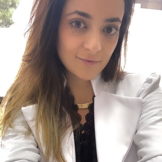 Dra. Erika Domingues Jacob