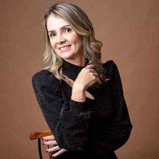 Dra. Danielle Carvalho