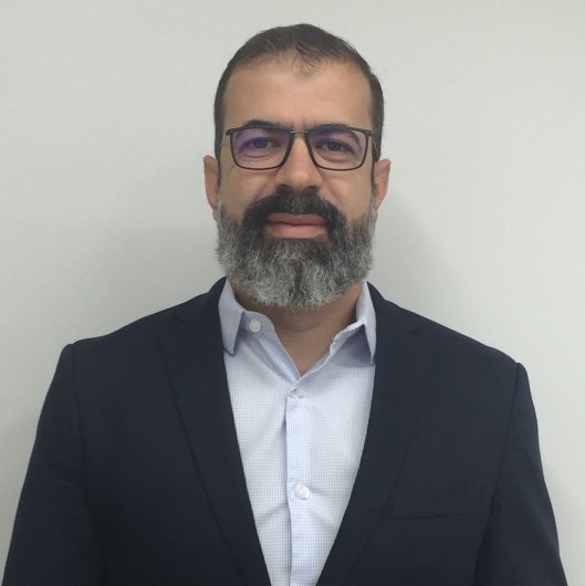 Dr. Daniel Gamero Alves da Costa