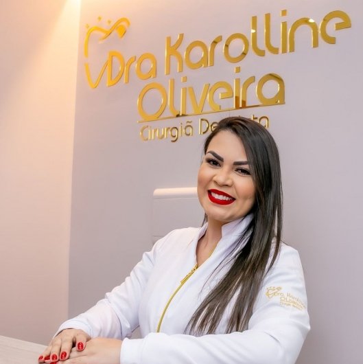 Dra. Karolline Oliveira Camargo