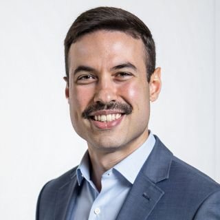 Dr. Marcos Perillo