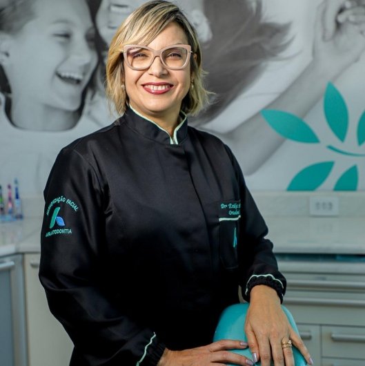 Dra. Erika Bezerra