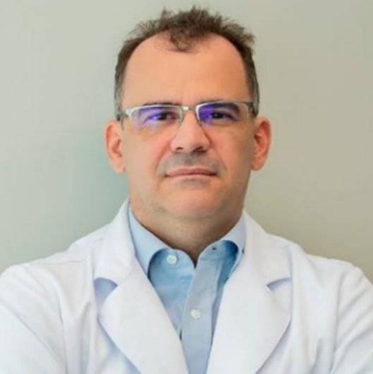 Dr. Sandro Fabricio Queiroz de Oliveira
