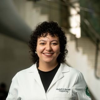 Dra. Nikolle Machado