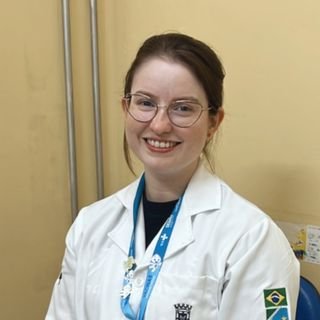 Dra. Fernanda Almeida de Oliveira