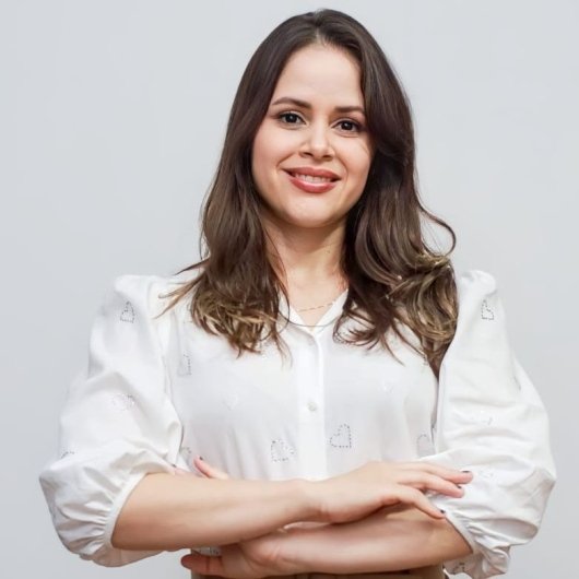 Aline Ellen Alves Queirós Cruz