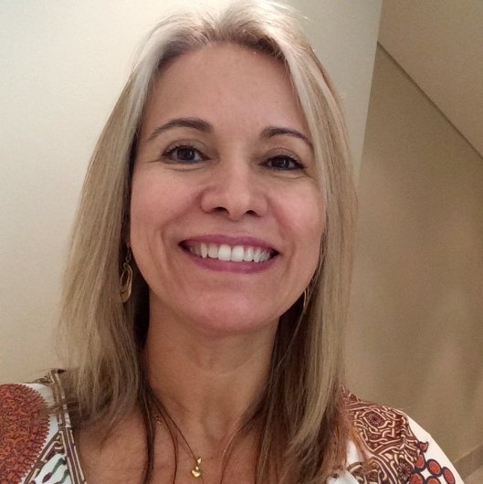 Ana Elisa Vieira Senger