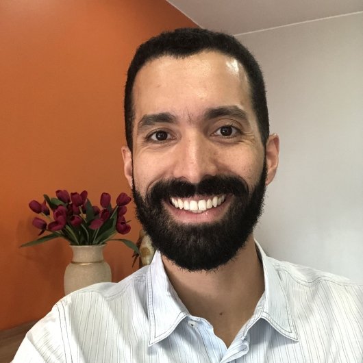 Dr. Daniel Gonçalves