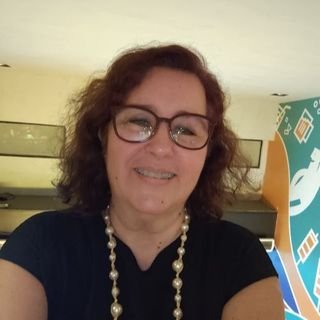 Dra. Ana Beatriz de Arvellos Espinola