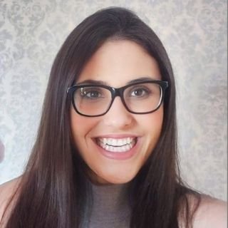Yasmim Naim Oviedo Lopes