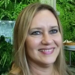 Dra. Joyce Teixeira Lopes Alves