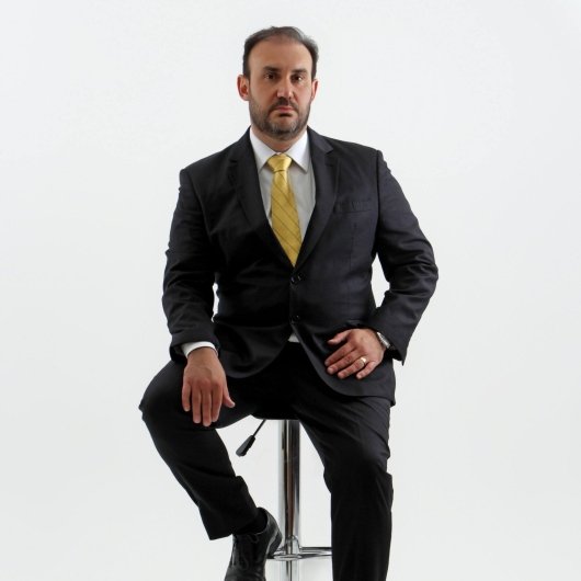 Dr. Marcelo Barletta Soares Viterbo