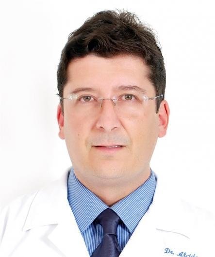 Dr. Alcides Araújo