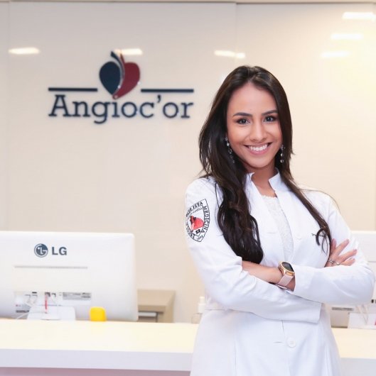 Dra. Andressa Moreira