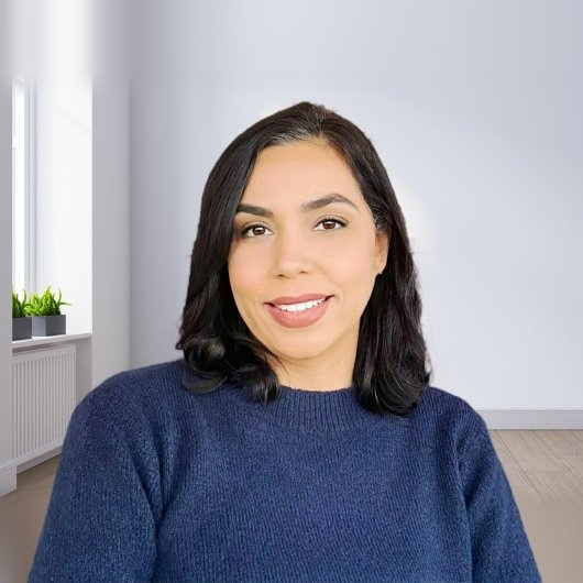 Dra. Sheila Lopes Dias de Abreu