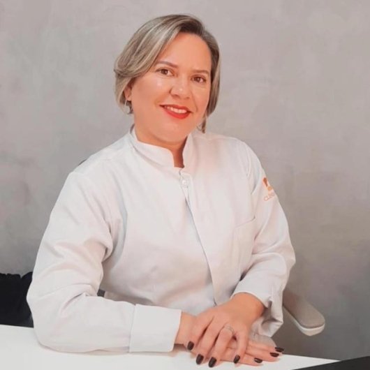 Dra. Helane de Almeida Araújo Silva