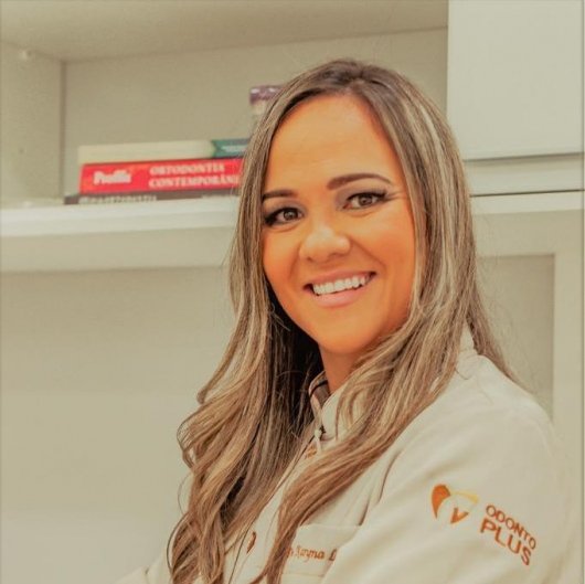 Dra. Karyna Lêdo Vieira