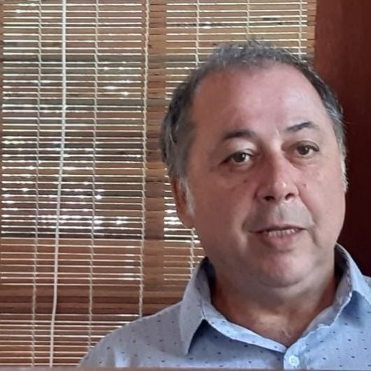 Prof. Carlos Denis de Campos Pereira