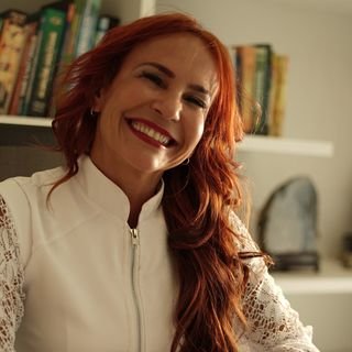 Dra. Ana Lúcia da Silva Fernandes