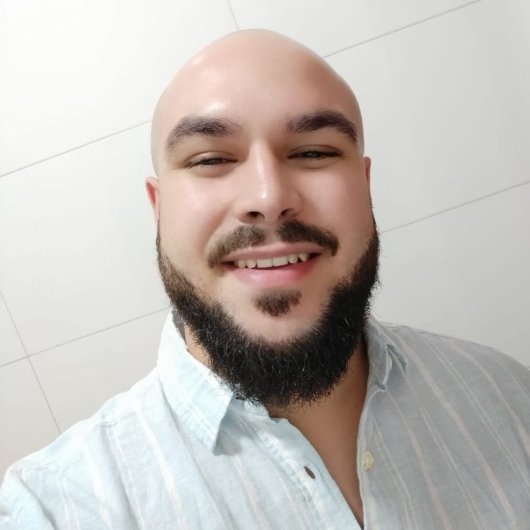 Dr. Jonathan de Oliveira Neves