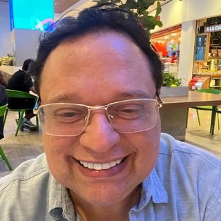 Dr. Maximiliano Marinho