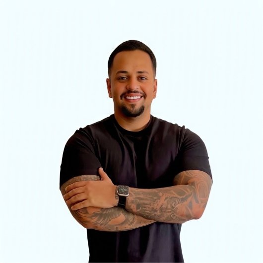 Dr. Victor Teixeira