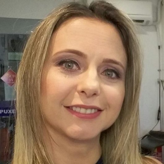 Elisangela Vidal Guimaraes Viana