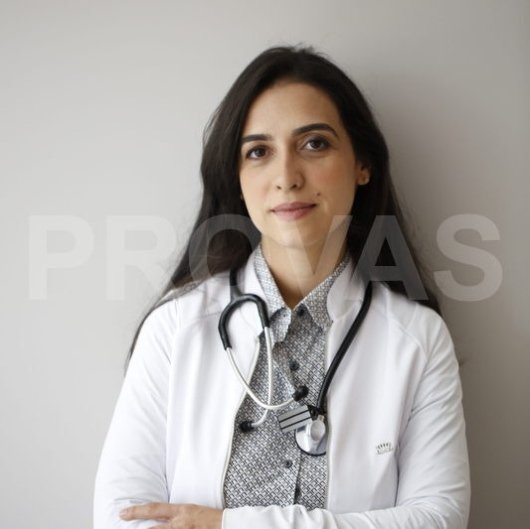 Dra. Mariana Alves de Almeida