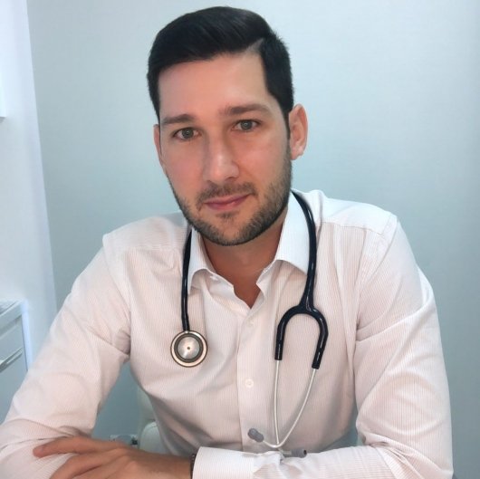 Dr. Marçal Roumow