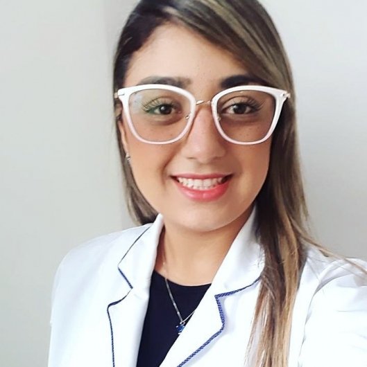 Dra. Bruna Baltar Santana