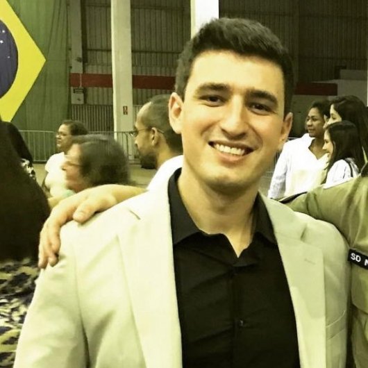 Dr. Henrique Armando vicente