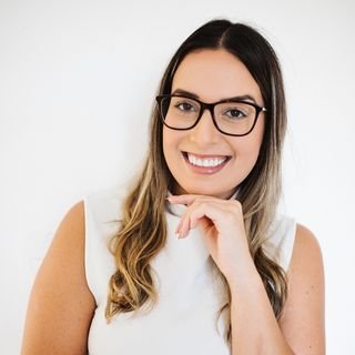 Aline Gomes