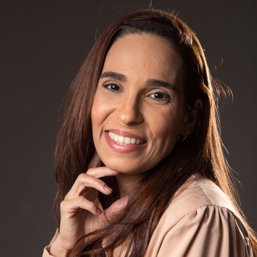 Anne Neves
